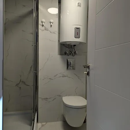 Kod Strica * קופאוניק